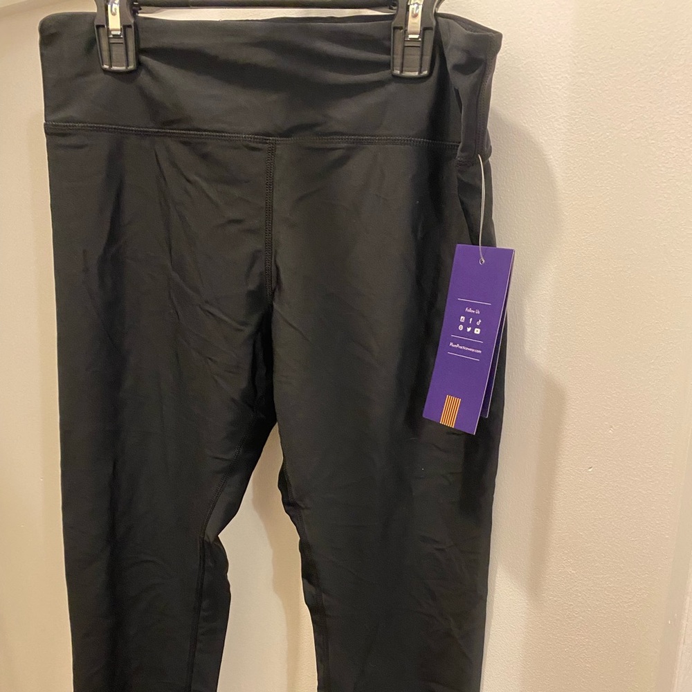 NWT PLUM LEGGINGS